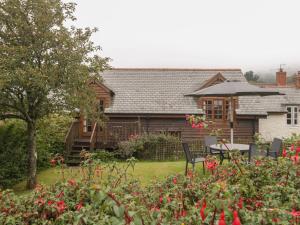 Gallery image of Flora's Barn in Taunton