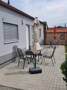 Patio alebo iná vonkajšia časť ubytovania Ubytování u Marty S TERASOU