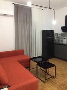 En sittgrupp på Patision Avenue, Apartment with Two bedrooms