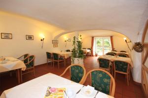 Posezení v ubytování Hotel Trasen