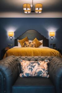 Bridge House Hotel & Silver Howe View Cottage的休息区