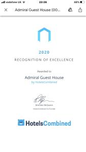 Chứng chỉ, giải thưởng, bảng hiệu hoặc các tài liệu khác trưng bày tại Admiral Guest House