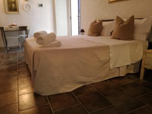 Posteľ alebo postele v izbe v ubytovaní Le Biadelle - Country Boutique Apartments - Villa Laura Ostuni + 37 fotografií