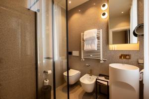 Hotel Villa Soligo - Small Luxury Hotels of the World的一间浴室