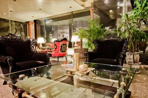 普罗夫迪夫马里查酒店的相册照片