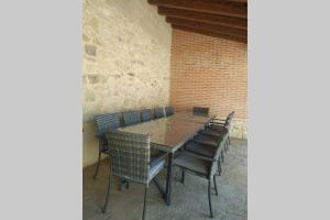 A seating area at La Olma Még 37 kép