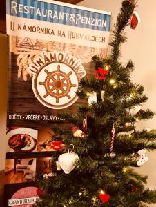 Certifikát, hodnocení, plakát nebo jiný dokument vystavený v ubytování U Námořníka-Restaurant a penzion