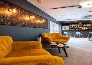 Posezení v ubytování Campanile Hotel & Restaurant Liège / Luik + 23 fotografií