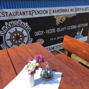 Certifikát, hodnocení, plakát nebo jiný dokument vystavený v ubytování U Námořníka-Restaurant a penzion