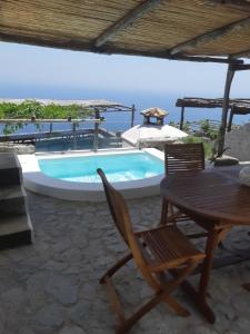 Imagen de la galería de Eleanor' s Garden, en Ravello 50 fotos más