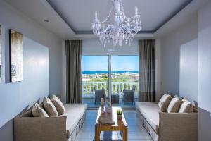 Posezení v ubytování Hotel Matheo Villas & Suites