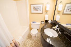 Gallery image of The Oceanfront Inn - Virginia Beach in Virginia Beach +21 photos