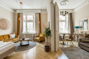 Posedenie v ubytovaní Danube Dream Home In The Absolute Center