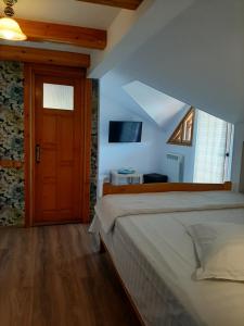 Postel nebo postele na pokoji v ubytování MON AMI + 12 fotografií