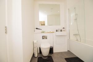 Fotografie z fotogalerie ubytování Virexxa Bedford Centre - Executive Suite - 2Bed Flat with Free Parking & Gym v destinaci Bedford