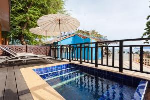 Piscina di Phi Phi Long Beach Resort & Villa o nelle vicinanze