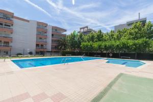 Bazén v ubytování Santa Eulalia IBERPLAYA nebo v jeho okolí