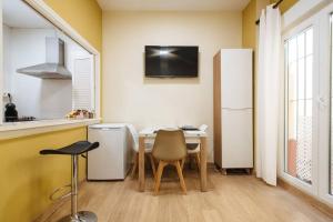 Kuchyňa alebo kuchynka v ubytovaní Cozy and well located apartment in the center of Seville