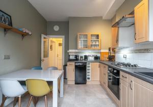 Gallery image of The St Patrick Square Residence in Edinburgh