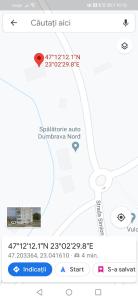 une capture d'écran d'un téléphone portable avec une carte dans l'établissement NORD APARTAMENTS, à Zalău