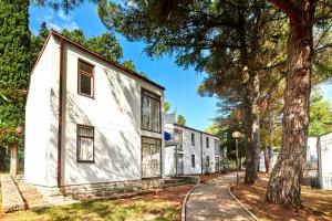 Gallery image of Apartments Astra Plava Laguna in Poreč