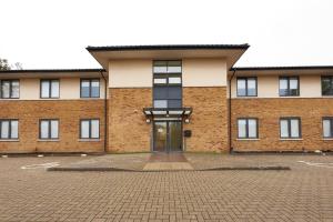 Gallery image of Luxustay Clyde House in Milton Keynes