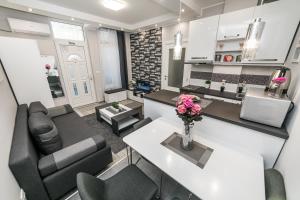 Η κουζίνα ή μικρή κουζίνα στο Gray Luxe