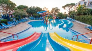 Piscina a Alfagar Village o a prop