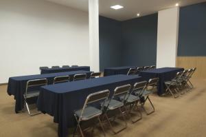 Møde- og/eller konferencelokalet på One Puebla FINSA