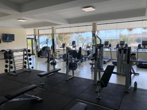 Fitness centrum a/nebo fitness zařízení v ubytování Hotel Arenas del Mar Resort