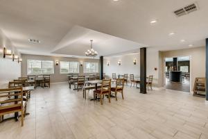 Gallery image of Orangewood Inn and Suites Midtown in Austin