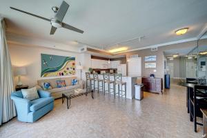 Gallery image of Amazing Sunset Oceanfront Condo in Panama City Beach