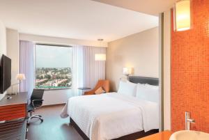 Gallery image of Fiesta Inn Express Puebla Explanada in Puebla