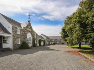Gallery image of The Manor House in Holyhead
