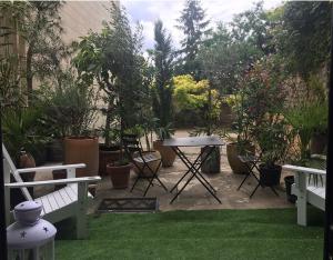 Imagen de la galería de Le studio du botaniste, en Giverny