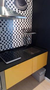 Kuchnia lub aneks kuchenny w obiekcie ZARAUTZ LOFT 1