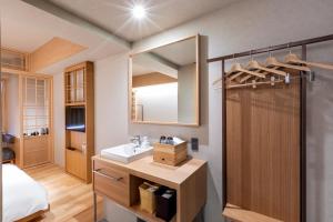 ONSEN RYOKAN Yuen Sapporo的厨房或小厨房