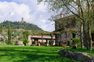 Galeriebild der Unterkunft Girasole Cottage overlooking the Orcia valley in Tuscany in Radicofani
