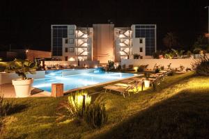 Bassein majutusasutuses Seawater Hotel Bio & Beauty Spa või selle lähedal