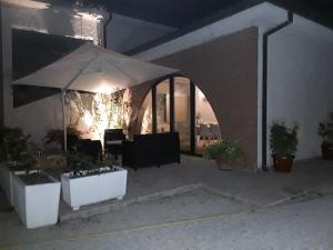 Budova, v ktorej sa ubytovanie bed & breakfast nachádza