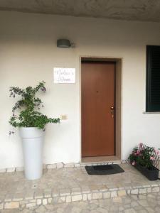 Muka bangunan atau pintu masuk Gelso's Room
