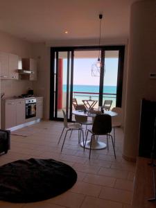 泰尔莫利SunRise Apartments的相册照片 更多49张照片