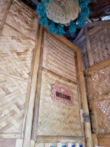 Certifikát, hodnocení, plakát nebo jiný dokument vystavený v ubytování SmallFry's Beach Resort