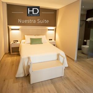 Posteľ alebo postele v izbe v ubytovaní Hotel Diufain