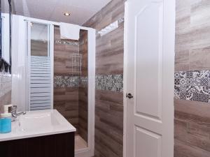 Łazienka w obiekcie Apartamentos Jerez