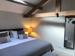 Gallery image of The Old Vicarage, Evenley. Brackley. in Brackley