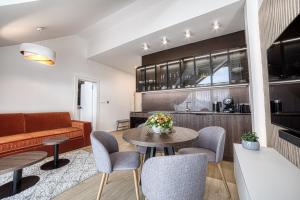 Kuchyňa alebo kuchynka v ubytovaní Apartment Tiliana