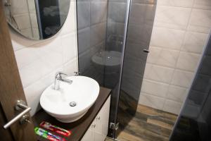 Ένα μπάνιο στο Apartmani Jović