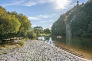 Fotografie z fotogalerie ubytování Tongariro Adventures The Lodge v destinaci Kuratau