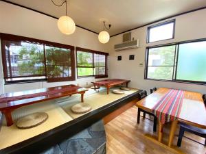 Posezení v ubytování Yufuin Onsen Hasuwa Inn